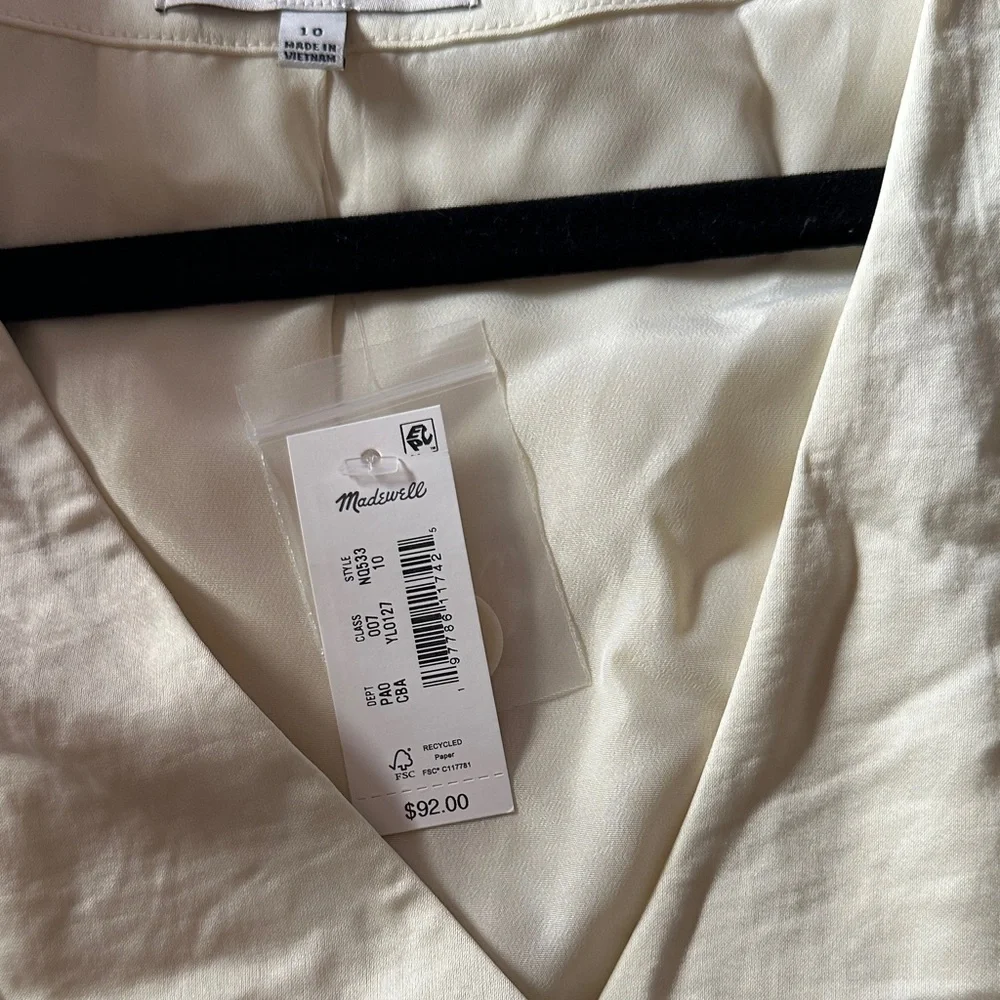 Madewell Cream Sleeveless V-Neck Vest - Picture 3 of 3